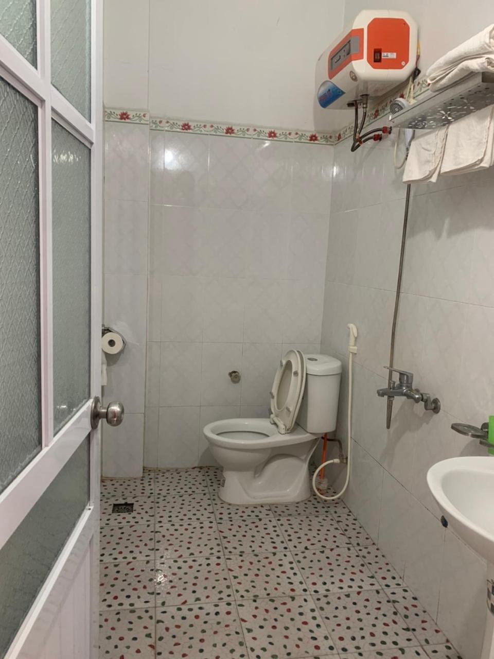 Viet Hoang Hotel Bao Lac Экстерьер фото